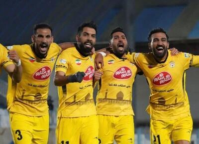  شریفی بازهم ستاره فجر شد