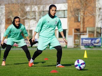  با دست‌های خالی مقابل غول‌ها