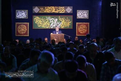  عکس/ دومین شب از ماه مبارک رمضان در حسینیه آیت‌الله حق‌شناس