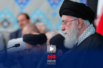  تصاویری متفاوت از محفل انس با قرآن کریم با حضور رهبر انقلاب