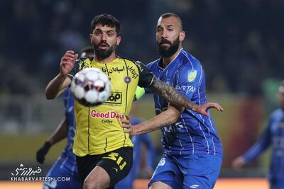  عذرخواهی یک استقلالی پس از اشتباه مرگبار +عکس - پارس فوتبال