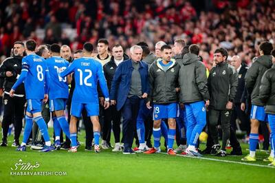  دفاع از وینسیوس علیه مورینیو؛ خودت روی زانو سُر خوردی!