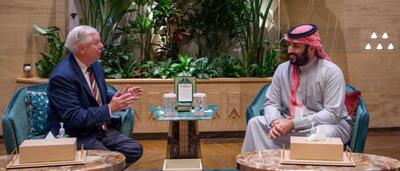  دیدار لیندسی گراهام،سناتورآمریکایی باولیعهد عربستان در ریاض