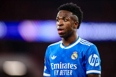  بی‌توجهی و واکنش غافلگیرکننده لوئیس انریکه درباره نژادپرستی علیه وینیسیوس