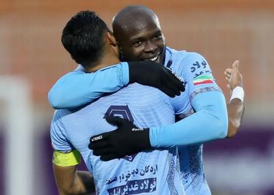  ستاره اکوادوری چادرملو سودای آقای گلی دارد