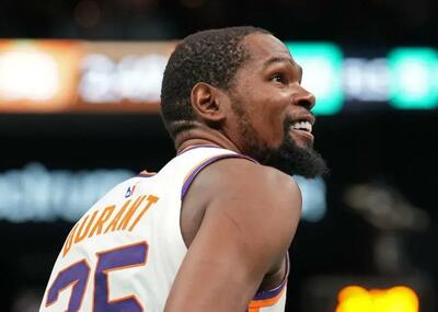  شکست زنبورها مقابل نبوغ مهارناپذیر کی‌دی!