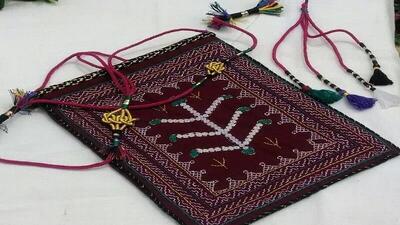  چِکَن‌دوزی خراسان جنوبی، روایتی از درخت زندگی تا گره‌های شگون‌دار