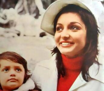  اوایل دهه 50؛ گوگوش به همراه پسرش کامبیز (عکس)