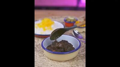  افطار امشب با خورشت مرغ و گشنیز