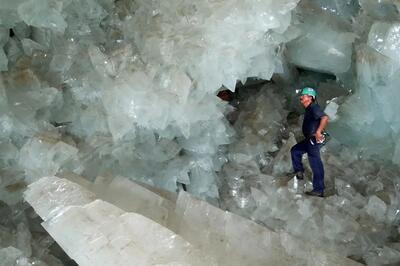  غار کریستال‌ های غول‌پیکر کجاست؟