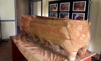  کشف یک تابوت دوازده‌ پایه متعلق به 2300  سال پیش!