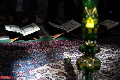  وزیدن نسیم رمضان و عطر دل‌انگیز آیات وحی در حریم ملکوتی امام هشتم(ع) + گزارش تصویری