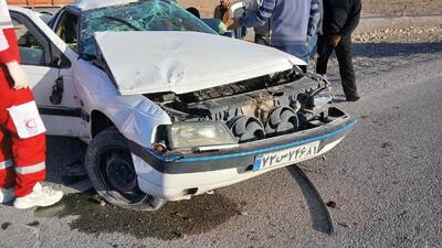  امدادرسانی به مصدوم واژگونی خودروی پژو در محور بروجن–مبارکه