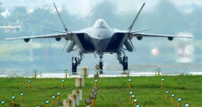  پیش‌بینی تولید 1000 فروند جنگنده J-20 چین تا سال 2030