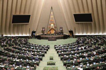  چه کسی بر صندلی مسعود پزشکیان خواهد نشست؟/ تعیین تکلیف ۵ کرسی مجلس در سال آینده