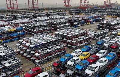  ایسنا: با گذشت ۳۰ ماه از مجاز شدن واردات خودروهای کار کرده، حتی یک خودرو وارد کشور نشده/ دبیر انجمن واردکنندگان: متاسفانه سامانه‌های موجود تعهد روشنی نسبت به خریداران ندارند