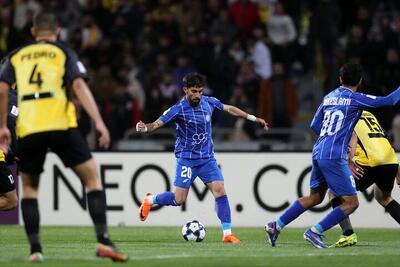  سرمربی ایتالیایی گزینه استقلال شد