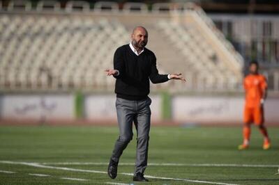  شرط های تکراری بختیاری زاده برای پذیرش پیشنهاد استقلال | هدایت آبی‌ها بازهم به سهراب سپرده می‌شود؟