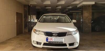  فروش اقساطی و لیزینگی 2 دستگاه خودروی مزایده ای کیا سراتو 2000 اتومات کارکرده (شرکت آتیه)