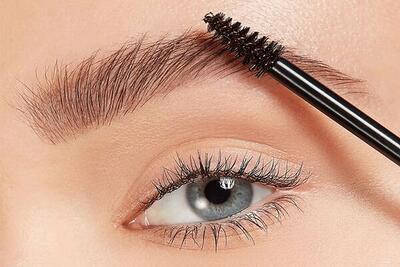  آشنایی با میکرو کاشت ابرو به عنوان بهترین روش کاشت ابرو در ایران