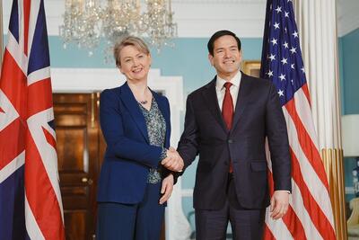  وزرای خارجه انگلیس و آمریکا در مورد ایران گفت‌وگو کردند