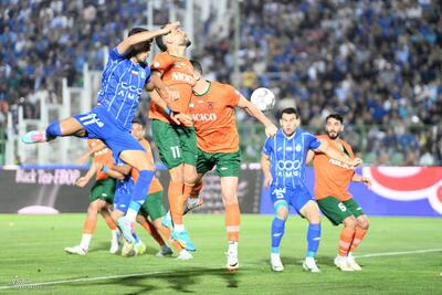  پوستر مس رفسنجان برای بازی با استقلال؛ جانشین ساپینتو رخ به رخ با مجتبی جباری +عکس