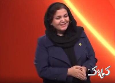  من شل حجابم ولی ... + ویدئو | چرا از آقای خامنه‌ای به عنوان پدر یاد کردید؟ | پاسخ خانم وکیل به یک سوال مهم - مجله اینترنتی کولاک