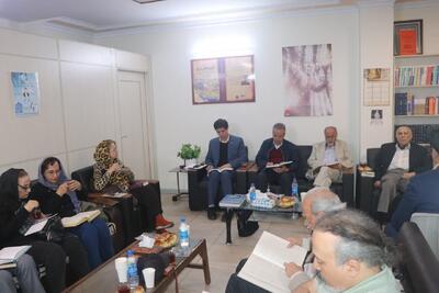  شایسته‌سالاری در آیینه شاهنامه/نگاهی تازه به شاهنامه در نشست بزرگمهر