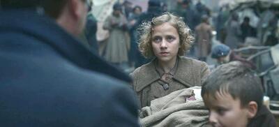  معرفی فیلم One Life: مردی که جهان رو با نجات یک زندگی تغییر داد - پارس فوتبال