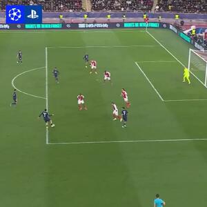  ویدئو: پوکر تاریخی ستاره نیوکاسل برای جایزه بازیکن هفته - پارس فوتبال