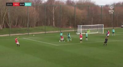  ویدئو: گل فوق‌العاده گابریل برای تیم زیر 18 سال منچستریونایتد - پارس فوتبال