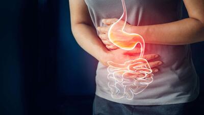  راهنمای تغذیه هنگام معده‌درد؛ چه بخوریم و چه نخوریم؟