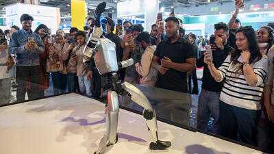  هند در اجلاس هوش مصنوعی به دنبال مسیری میان آمریکا و چین