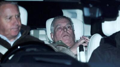  عکس بازداشت شاهزاده بریتانیا بواسطه پرونده اخلاقی اپستین / عکاس رویترز : «خدایان عکاسی با من بودند»؛ آن تصویر شگفت‌انگیز از اندرو چگونه ثبت شد + فیلم