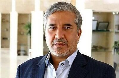  بازار ارز در انتظار این خبر / عضو کمیسیون اقتصادی: پیش بینی قیمت طلا و دلار به این نقطه گره خورد