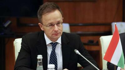  سییارتو: مجارستان تخصیص 90 میلیارد یورویی اتحادیه اروپا به اوکراین را مسدود کرد زیرا اوکراین مانع ترانزیت نفت روسیه از طریق خط لوله دروژبا می‌شود