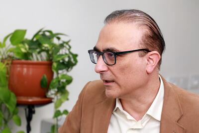  خیّرین، این بار در فرهنگ سرمایه گذاری کنند/ انتشارات علمی فرهنگی از بن بست خارج می شود