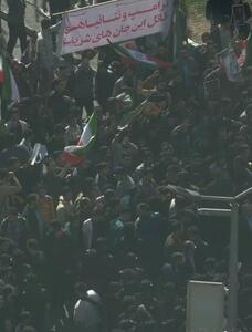  عکس | بنر دانشگاه شریف: ترامپ و نتانیاهو قاتل جان‌های شریف