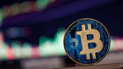  آیا اکنون زمان مناسبی برای خرید بیت‌کوین است؟ نمودارها چه می‌ گویند؟