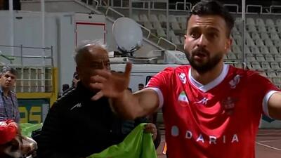  لحظه اعتراض سروش به تعویض برابر خیبر