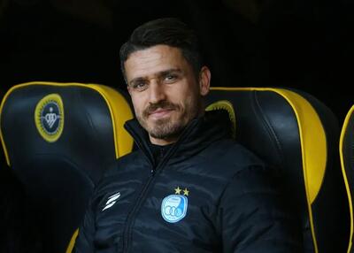  وریا، سرمربی موقت استقلال