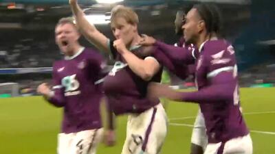  گل اول برنلی به چلسی (فلمینگ)