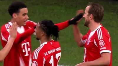  گل سوم بایرن مونیخ به آینتراخت فرانکفورت (هری کین)