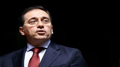  اسپانیا حضور نماینده کمیسیون اروپا در جلسه هیئت صلح را اشتباه خواند