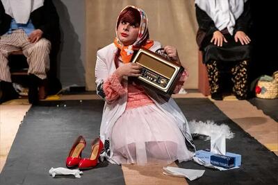  «البته واضح و مبرهن است که ...»؛ نمایشی با اجرای بازیگرانی نابینا (+عکس)