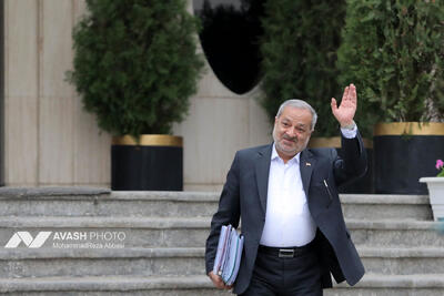  وزیر آموزش و پرورش: پیگیر استخدام 74 هزار نیروی جدید هستیم