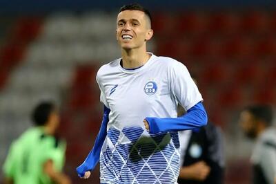  اعتراض نمادین آسانی به وضعیت فوتبال ایران