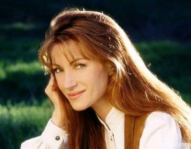  عکسی از تولد ۷۶ سالگی بازیگر زن سریال پزشک دهکده