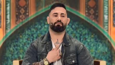  ظاهر متفاوت یک جوان در برنامه «محفل»؛ چه کسی بود؟