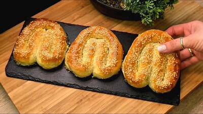  طرز تهیه بورک اسفناج / نحوه پر کردن و پیچاندن پر کردن خمیر پفکی